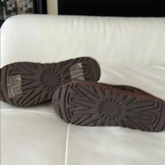 UGG Tasman Caspian Slippers - Picture 4 of 7